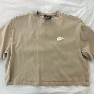 Nike cropped sage green tshirt